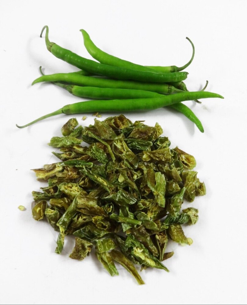 Natural Solar Dried Green Chilli Flakes