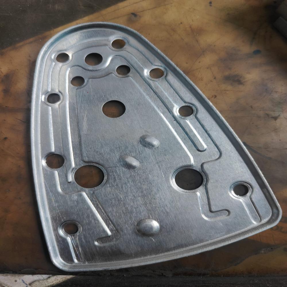 Chamber Plate - Color: Silver