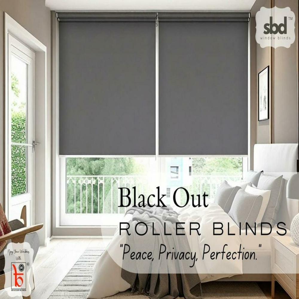 BLACKPOUT ROLLER BLIND