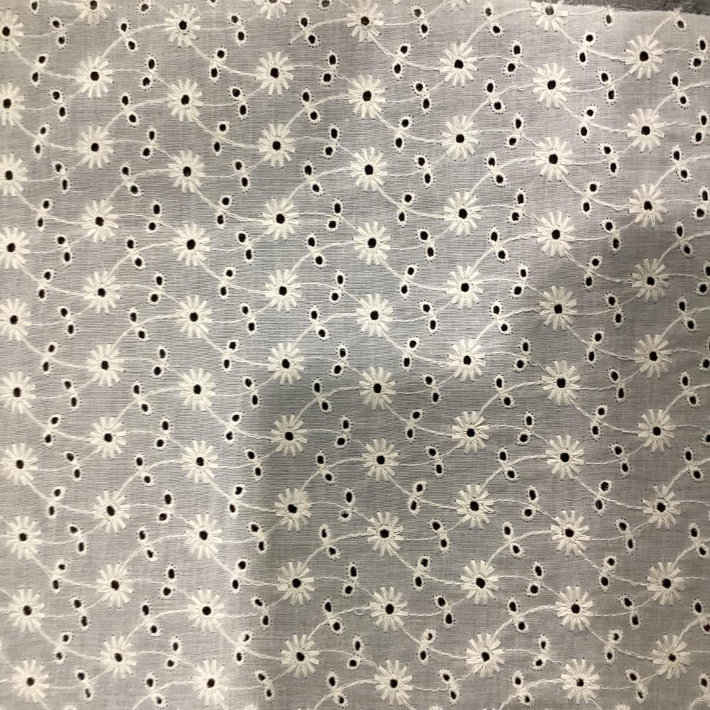 Schiffli Embroidery Fabric