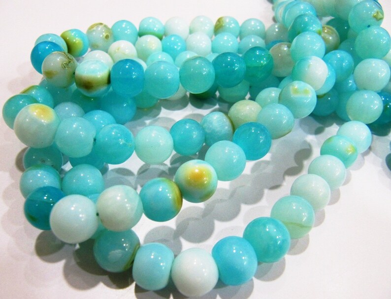 Natural Peruvian Opal Round ball Shape Beads Blue Opal 8 to 9mm beads sold per strand 13 inches Semi Precious Gemstone Wholesale Price