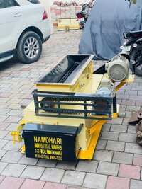 Pellet Crumbler Machine, 4-5 tph