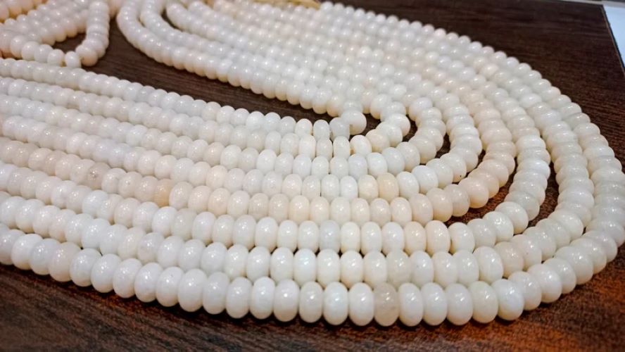 Natural Cream chalcedony Rondelle Plain Smooth 6mm & 8mm Beads sold Per Strand 8 Inches Long