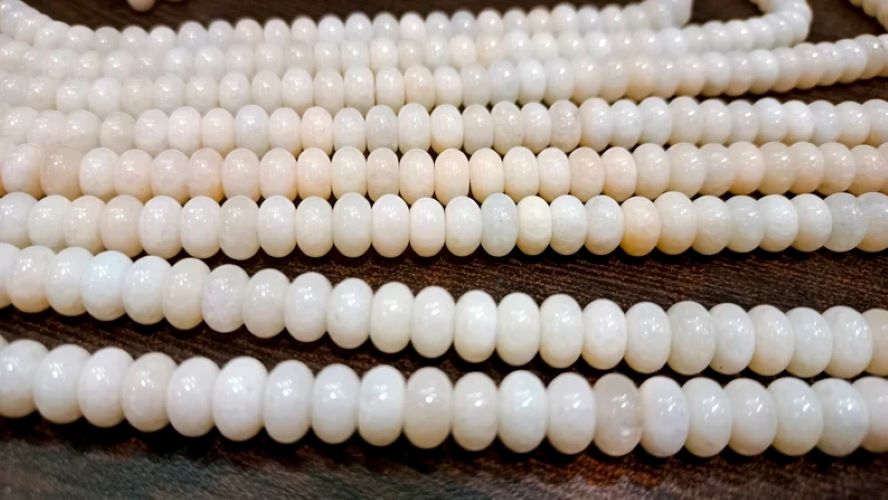 Natural Cream chalcedony Rondelle Plain Smooth 6mm & 8mm Beads sold Per Strand 8 Inches Long