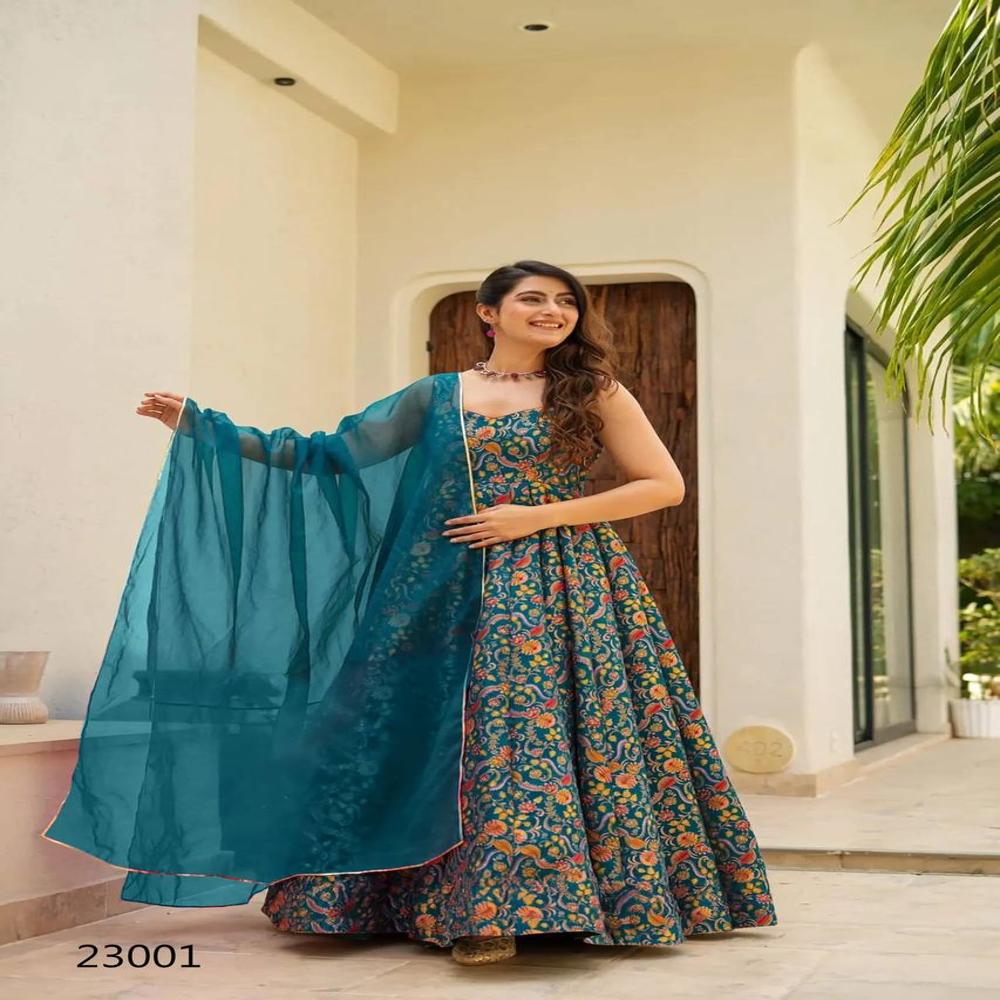 party wear designer gown dress Beautiful Anarkali Dress Gown , Silk Dress, Indian Party Wear, Pakistani  Suit,readymade Designer Gown Dress,latest Indian Dresses