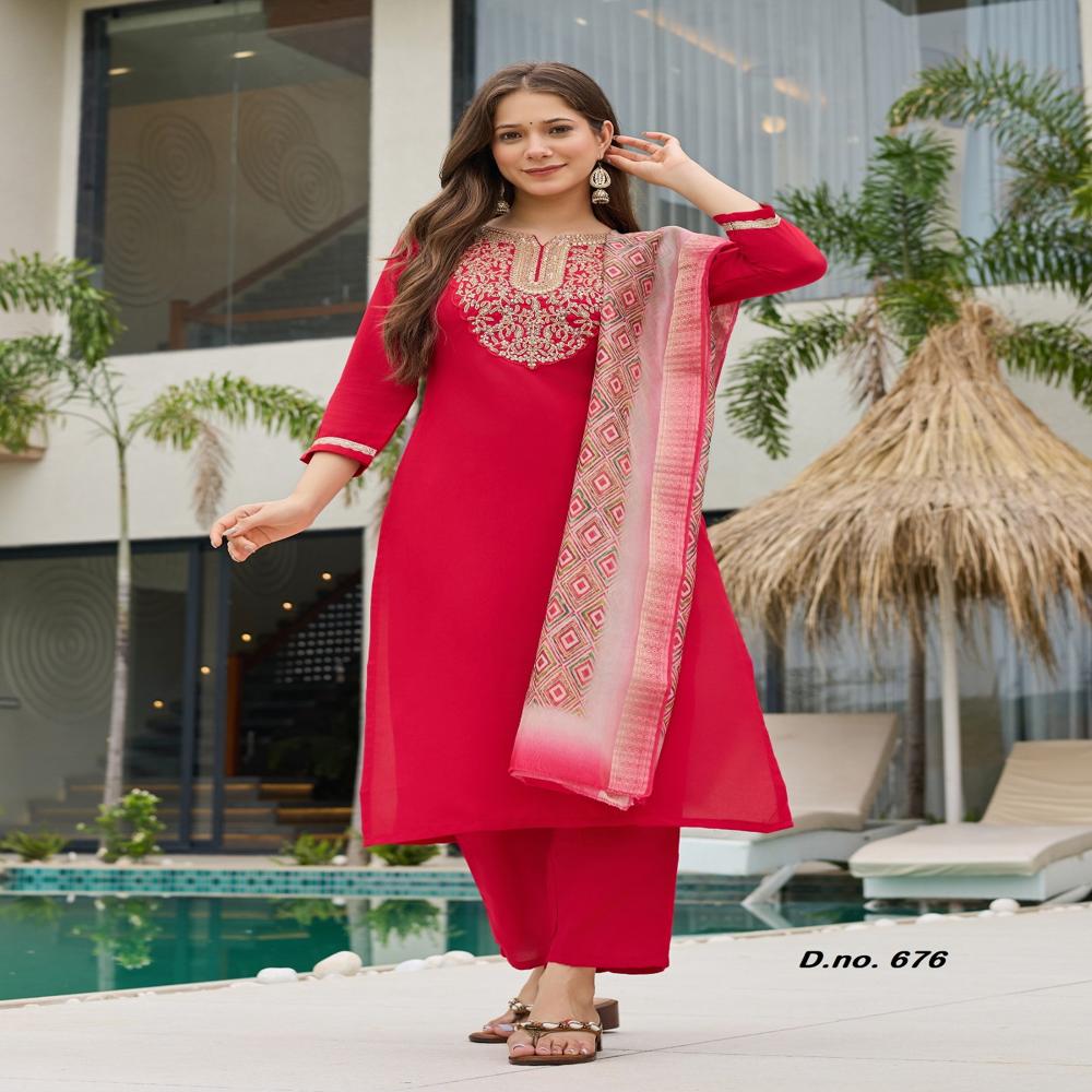 Graceful Traditional Look Kurti