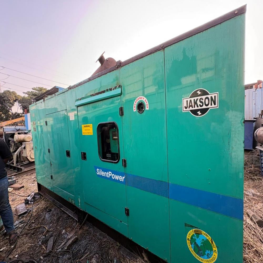 250KVA Cummins Silent Generator for rent