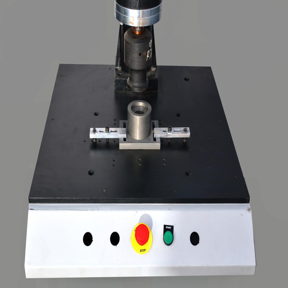 Pp Corrugated Box Welding System - Dimension (L*w*h): 650*1600*2000 Millimeter (Mm)