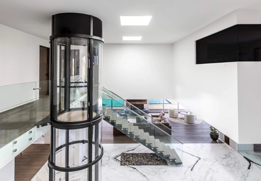 Panoramic Lift - Toughened Glass Panels, Customized Dimensions, Mirror Stainless Steel, Lcd/led Indicator | Gearless Traction/hydraulic Drive, Automatic Doors, Ard, Vandal-resistant Panel With Braille, En 81 & Iso 9001 Certified