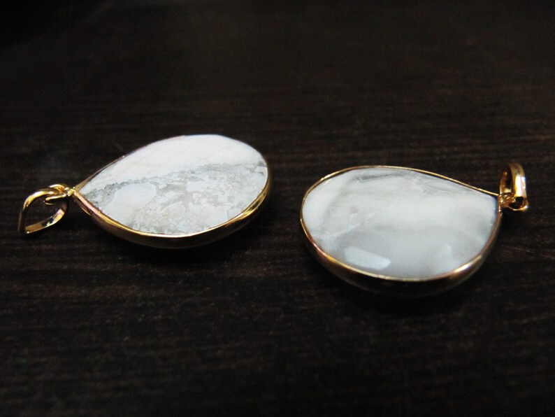 Natural White Opal Heart Shape Briolette Faceted Connector Pendant Charm 22 mm size Unique Rare Gemstone Bezal Pendant Single Loop