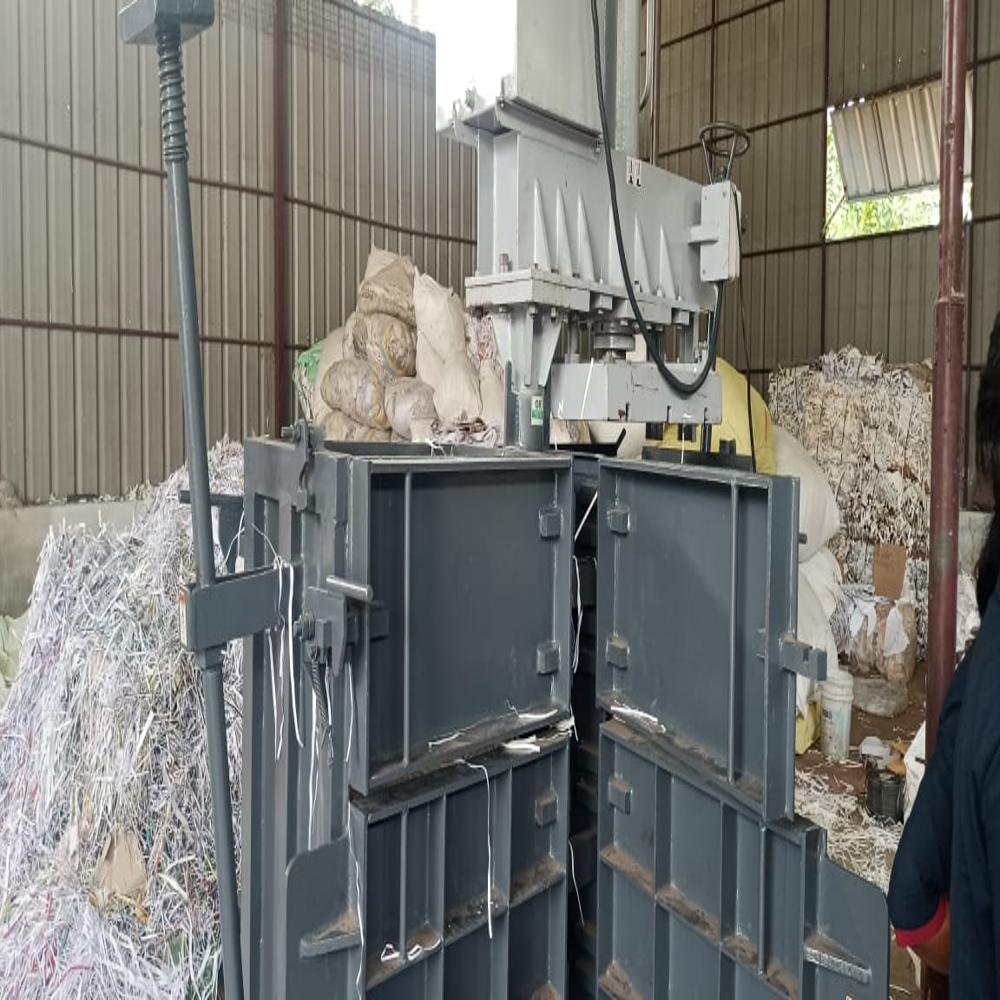 Double Chamber Baling Press