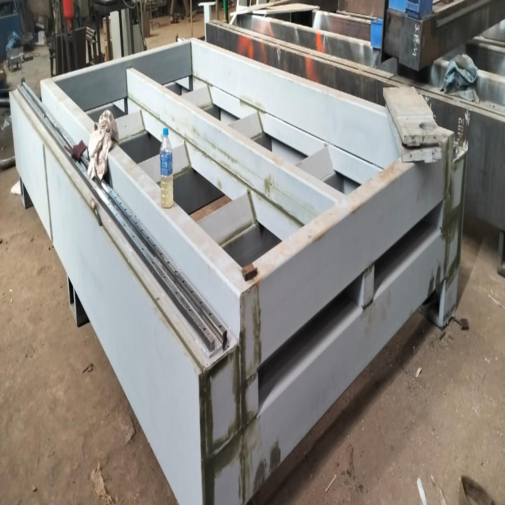 1.5 KW MS Fiber Laser Cutting Machine