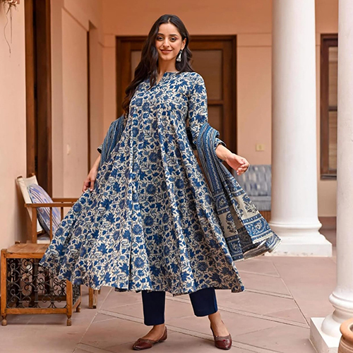 Ladies Suit Ladies Suit