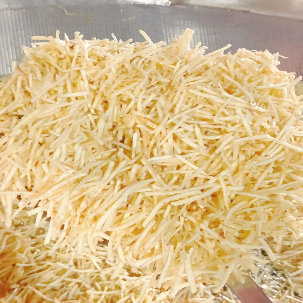 Aloo Lacha Nameen (Potato Sticks)