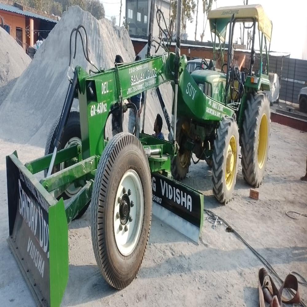 Johndeere Tractor Motor Grader - Dimension (L*w*h): 7  Meter (M)