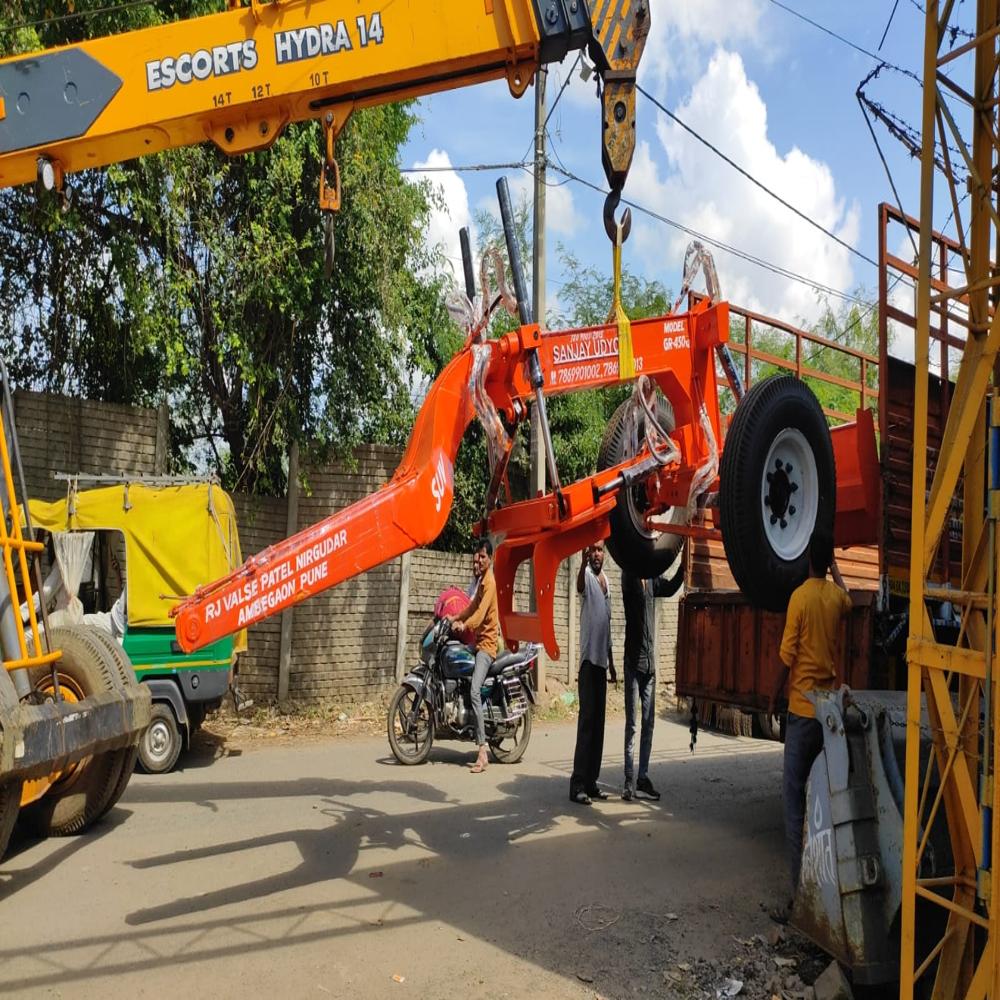 Jcb Fitted Grader - Capacity: 700 Kg