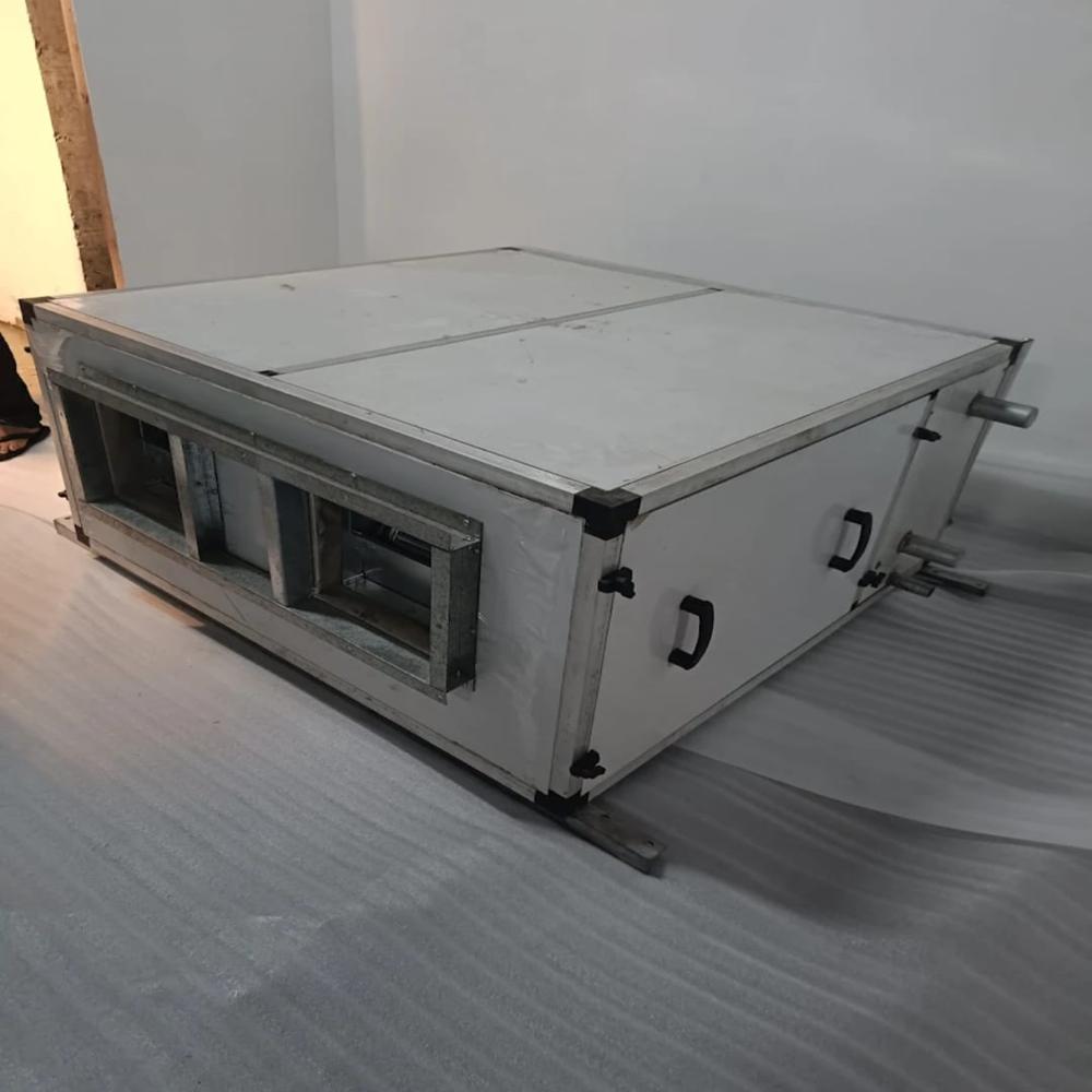Ductable Ac - Air Flow Capacity: 2100 Cfm