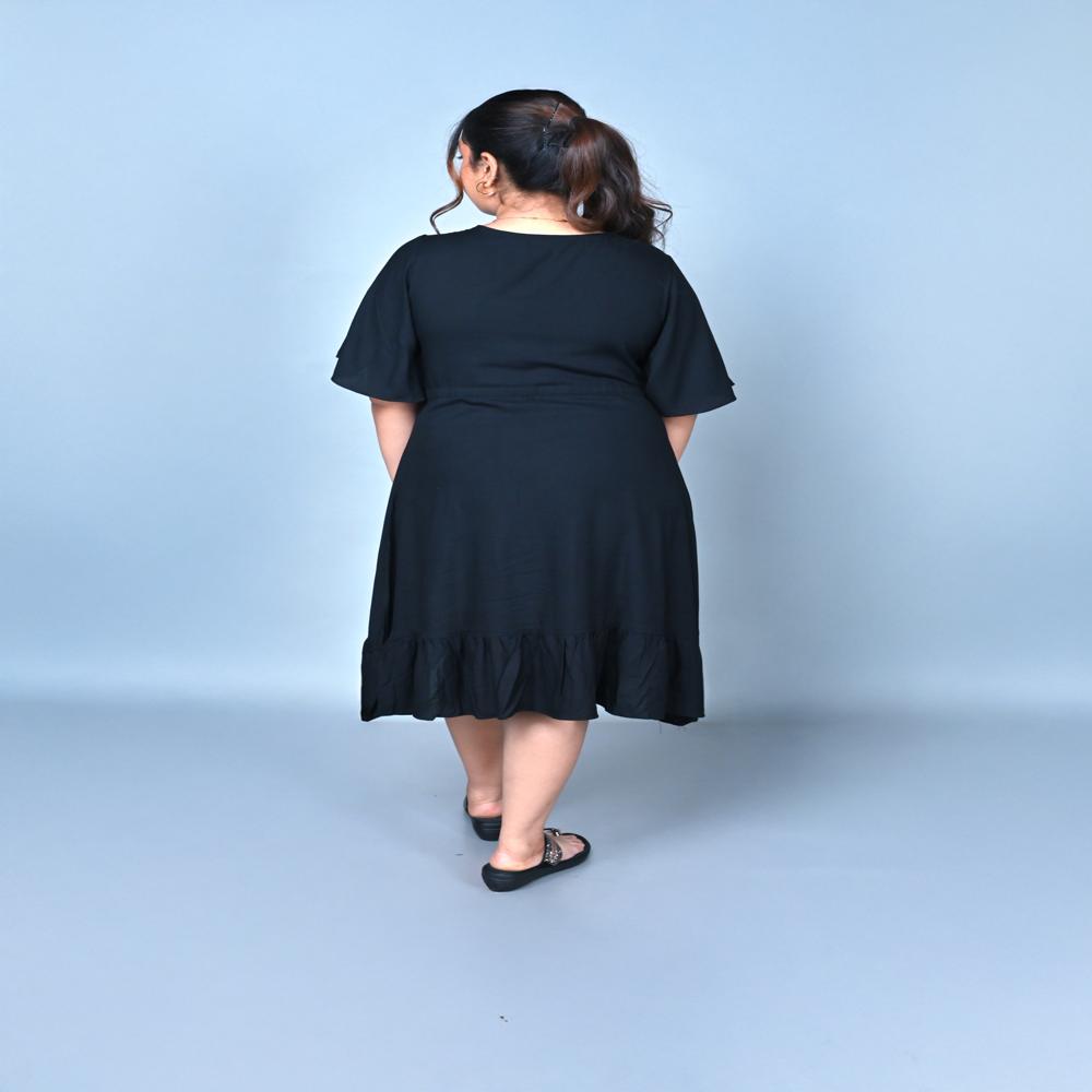 Plain Front Tie Midi Dress - Color: Black