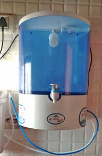 Dolphin Gold Water Purifier - Capacity: 15 Litres Per Hour Ltr/hr