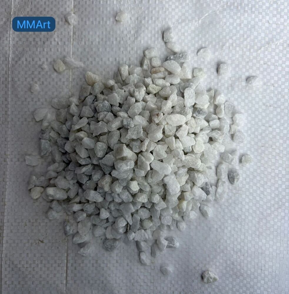 white marble crushed diffrent size stone chips and gregate for stone carpet and epoxy stone flooring