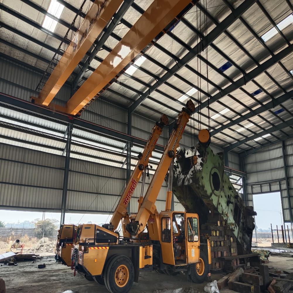 Loading Unloading Services Of Heavy Machinery