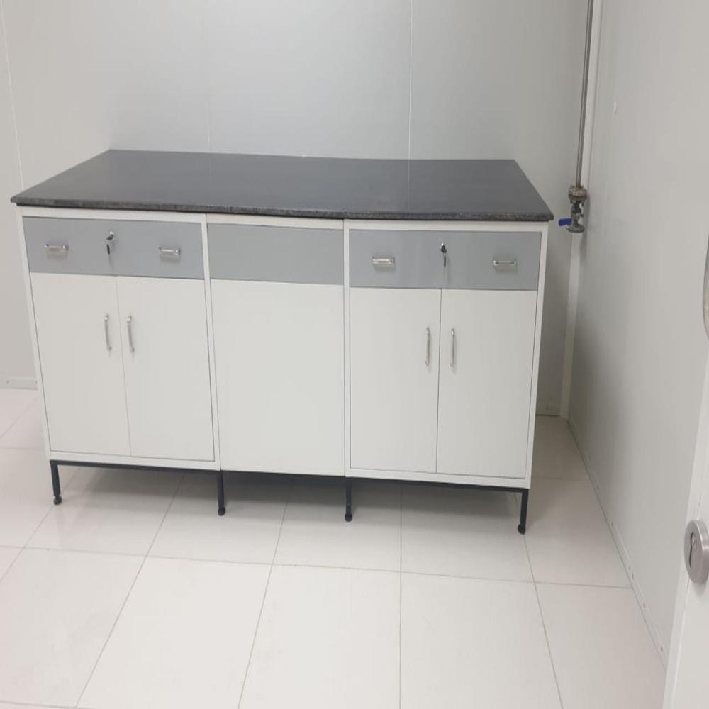 Modular Laboratory Furniture