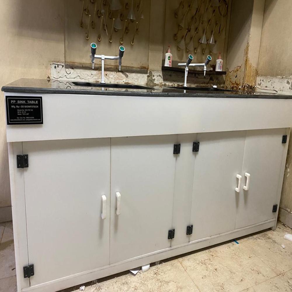 Modular Laboratory Furniture