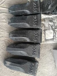 Hyundai 200 Rock Tooth Point