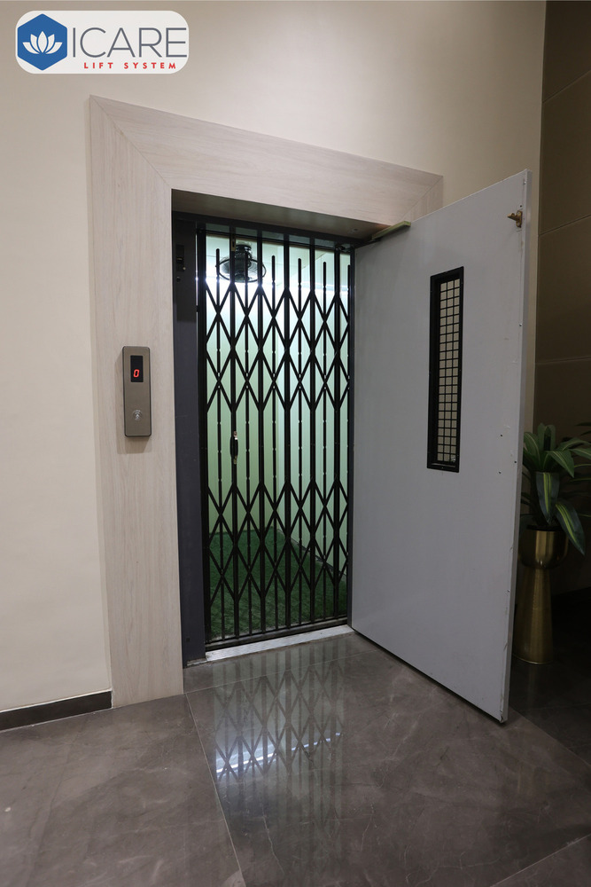 Temporary Service Lift