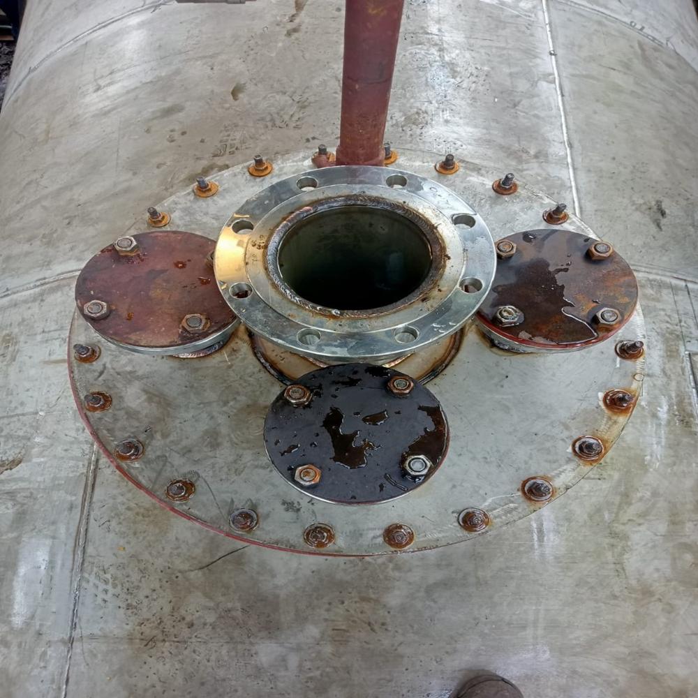 Ss 304 (30 Kl)Storage Tank - Capacity: 30000 Ltr