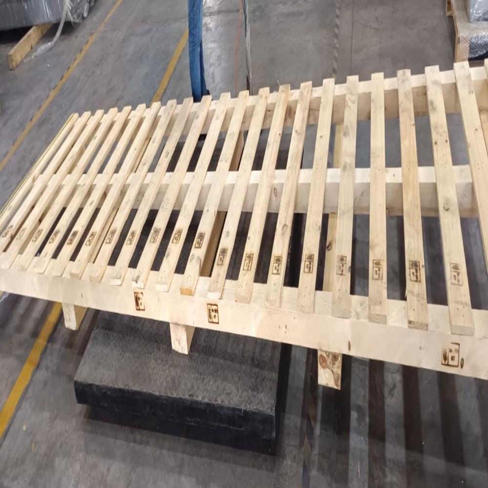 Four Way Wooden Pallets - 1300 Mm X 1200 Mm | Euro Pallet, 2-way Handlift