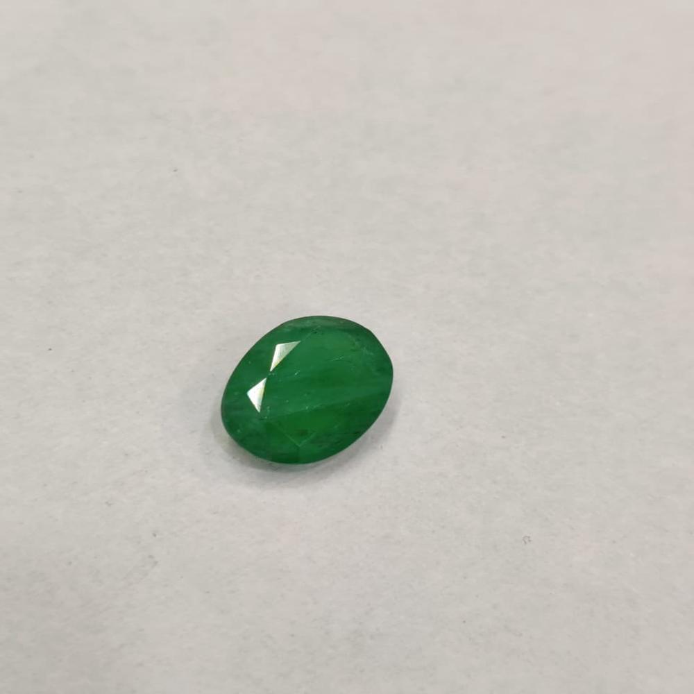 Natural Emerald 5.45 Carats (Panna)
