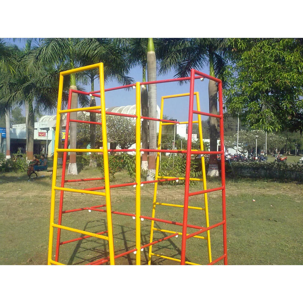 Criss Cross Scrambler Play Unit