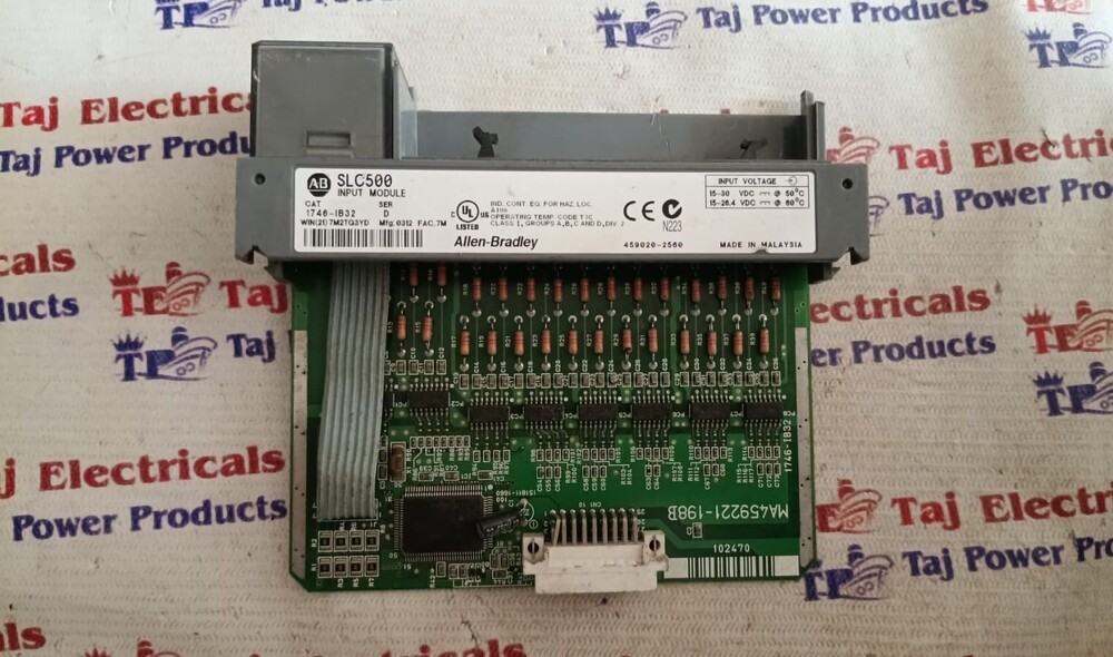 ALLEN BRADLEY 1746-IB32 PLC