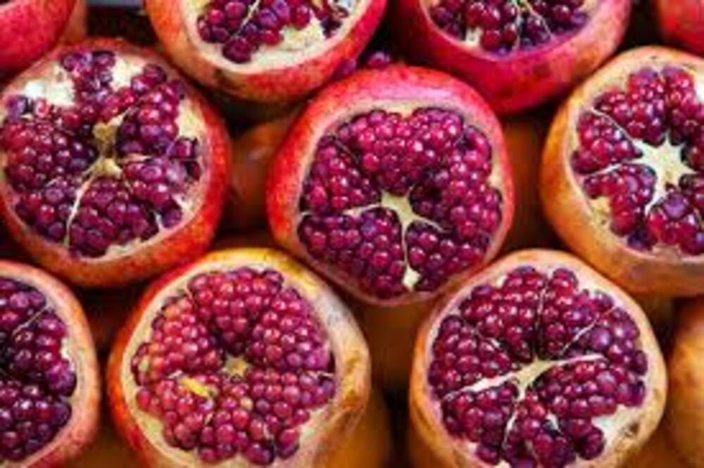 Fresh Pomegranates - A Grade Quality, 20 Kg Crate | Sweet, Juicy Arils, Rich In Vitamins And Antioxidants