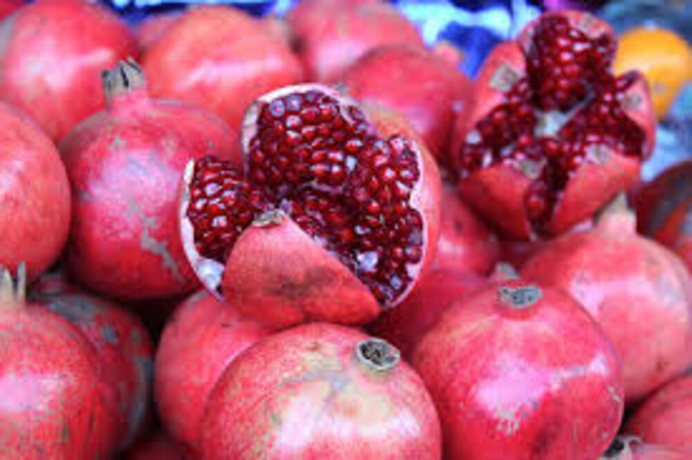 Fresh Pomegranates - A Grade Quality, 20 Kg Crate | Sweet, Juicy Arils, Rich In Vitamins And Antioxidants