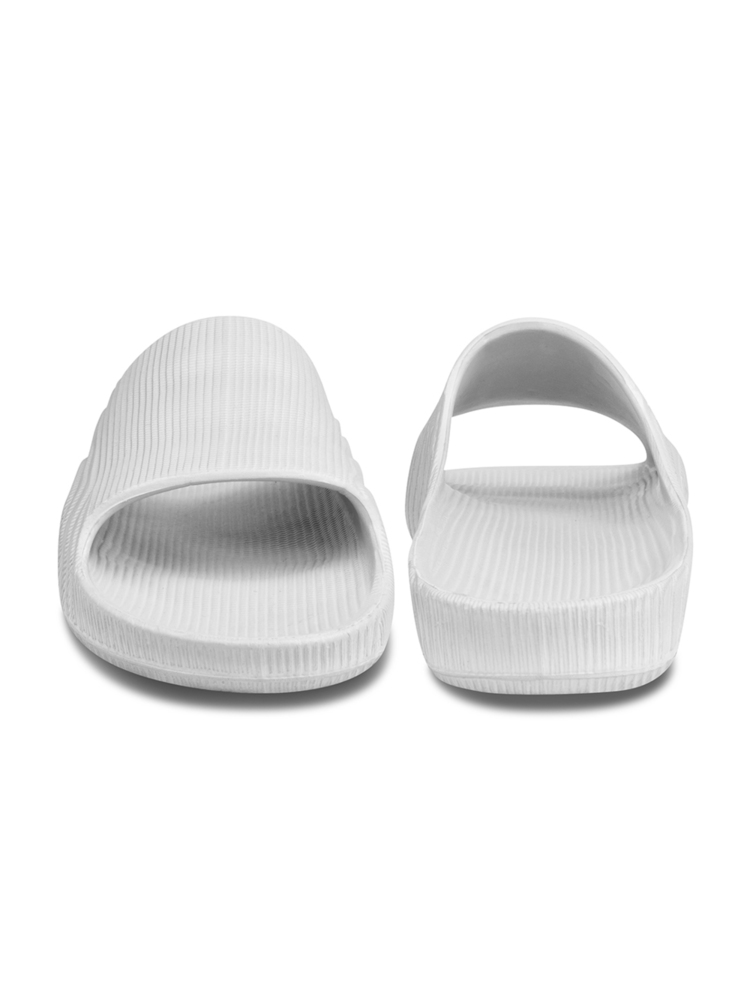 Mens White Captain Slipper