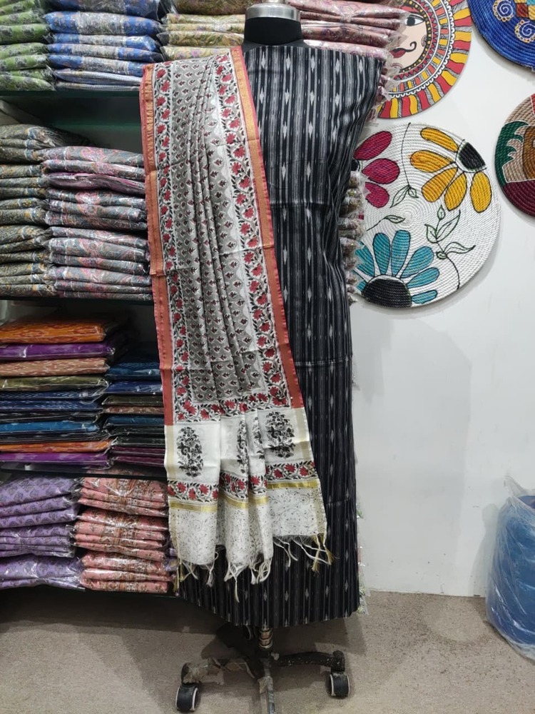 Ladies Designer Mercerised Yarn Dyed Ikat Kurta With Chanderi Dupatta