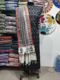 Ladies Designer Mercerised Yarn Dyed Ikat Kurta With Chanderi Dupatta