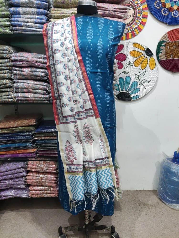 Ladies Mercerised Yarn Dyed Ikat Kurta With Chanderi Dupatta