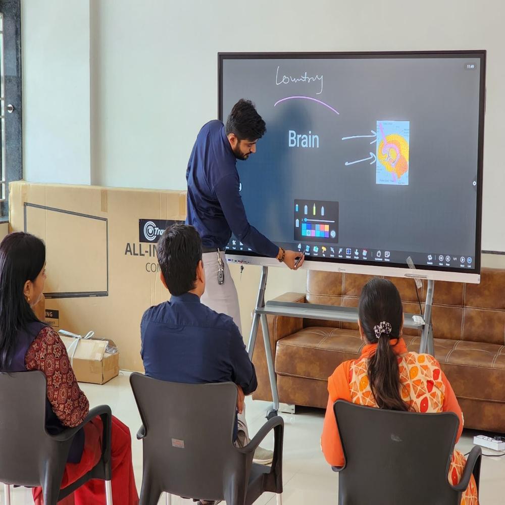 Black Digital Classroom Interactive Flat Panel