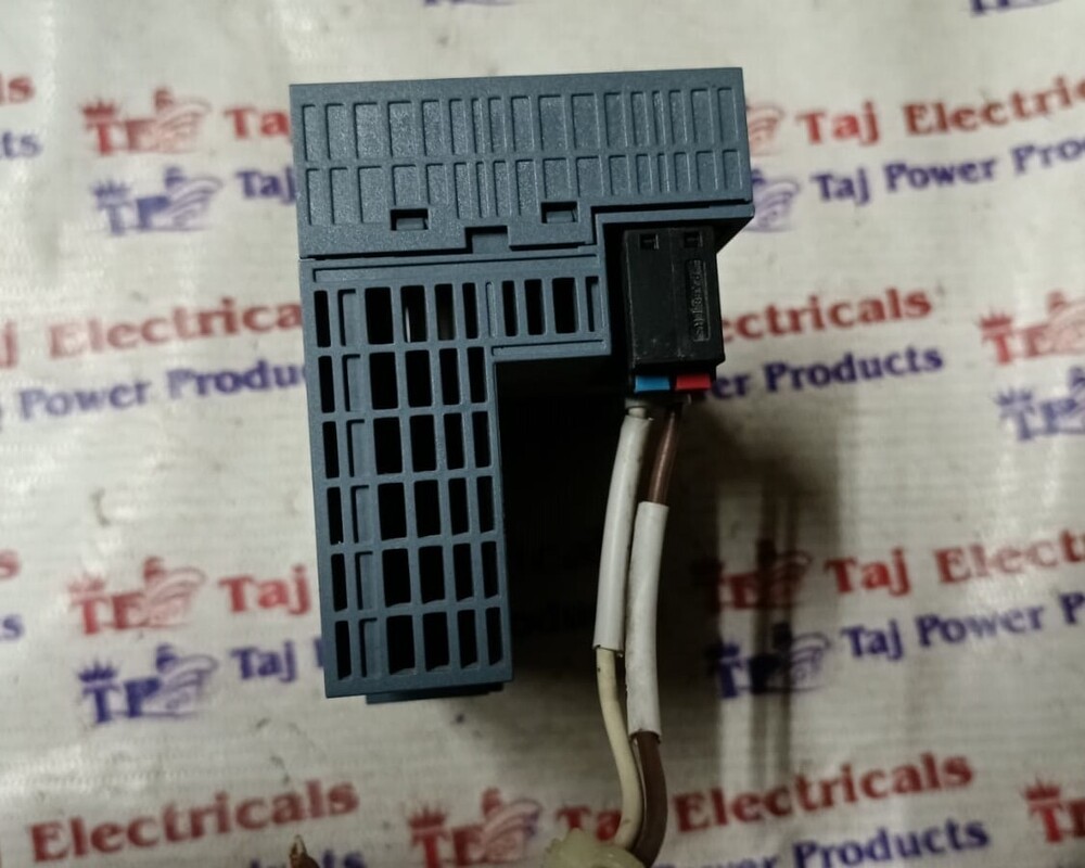 SIEMENS 6ES7 155-6AU00-0CN0 PLC