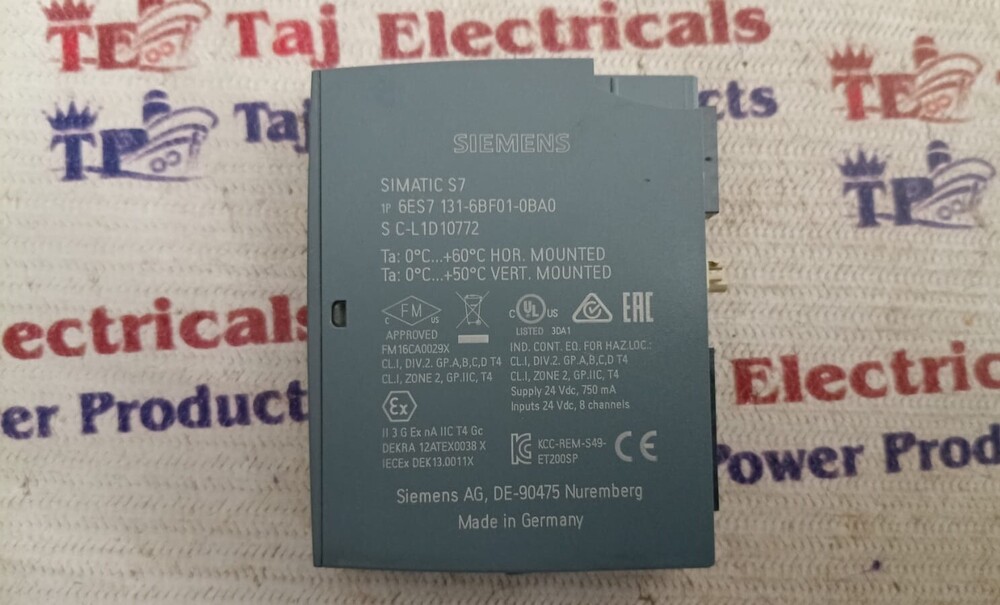SIEMENS 6ES7 131-6BF01-0BA0 PLC