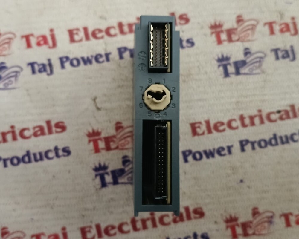 SIEMENS 6ES7 131-6BF01-0BA0 PLC