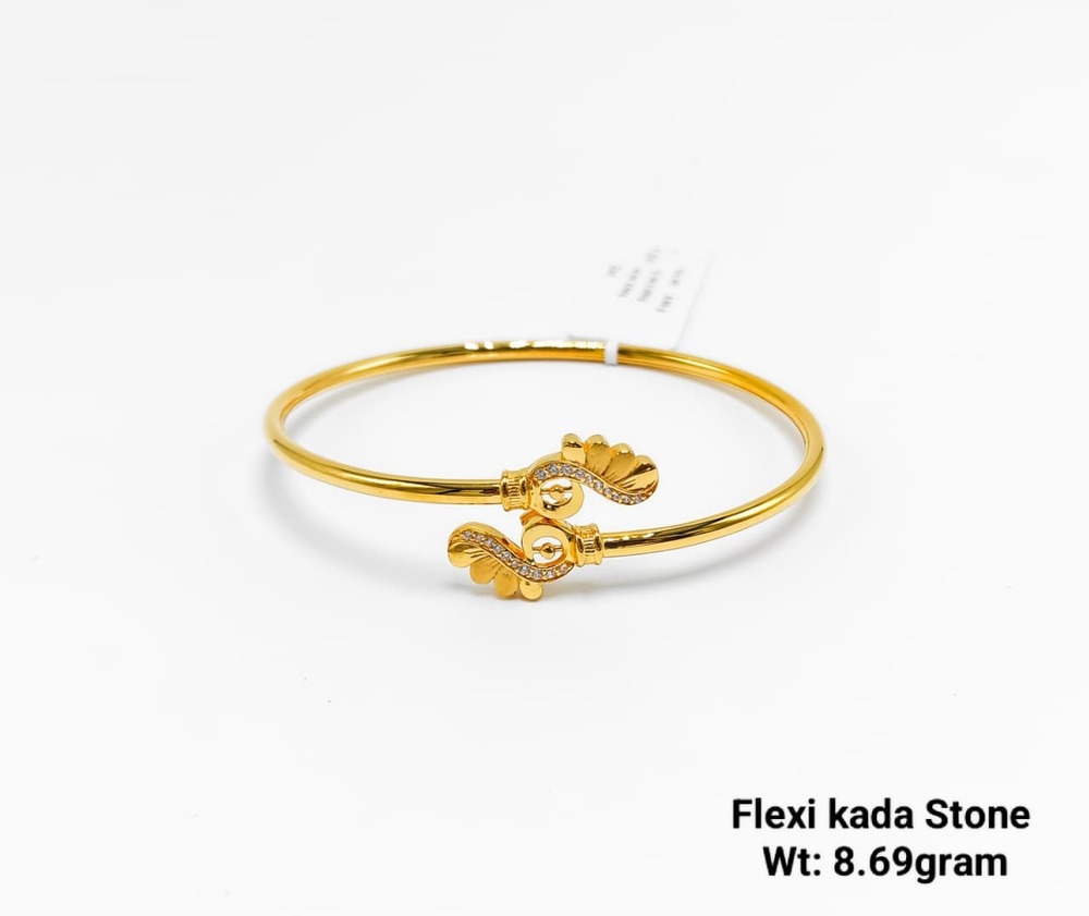 92% New Design Gold Flexi Kada Stone