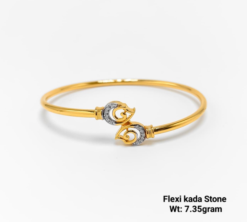 92% New Design Gold Flexi Kada Stone