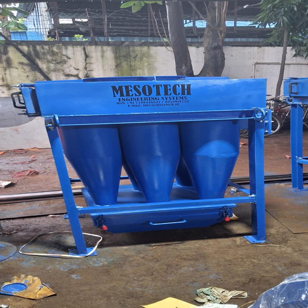 Industrial Multi Cyclone Dust Collector - Mild Steel, 0.5 Hp Motor, 200 Cmh Airflow | Vertical Orientation, Filtration Down To 10 Microns, Warranty Included