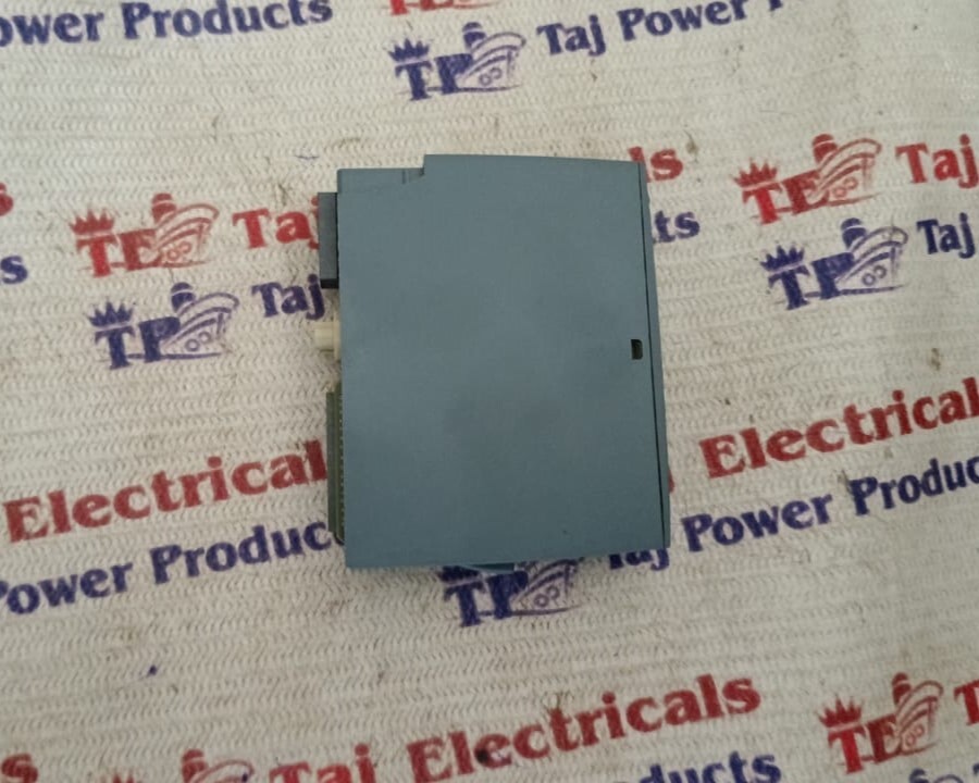 SIEMENS 6ES7 132-6BF01-0BA0 PLC