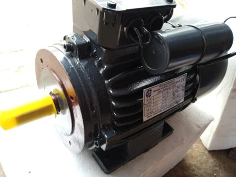 Single Phase Motor - Color: Black