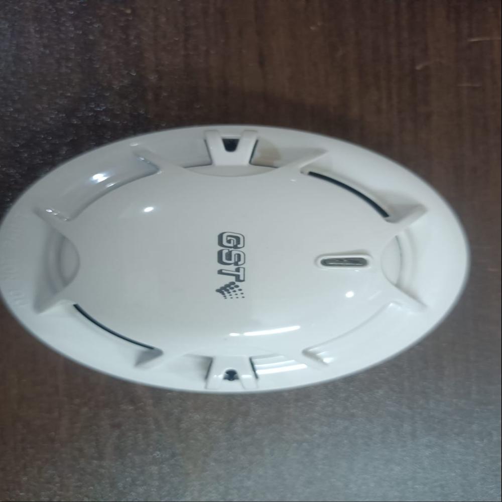  DC-9101E / DC-9102E - GST Conventional Multi detector / Smoke detector 